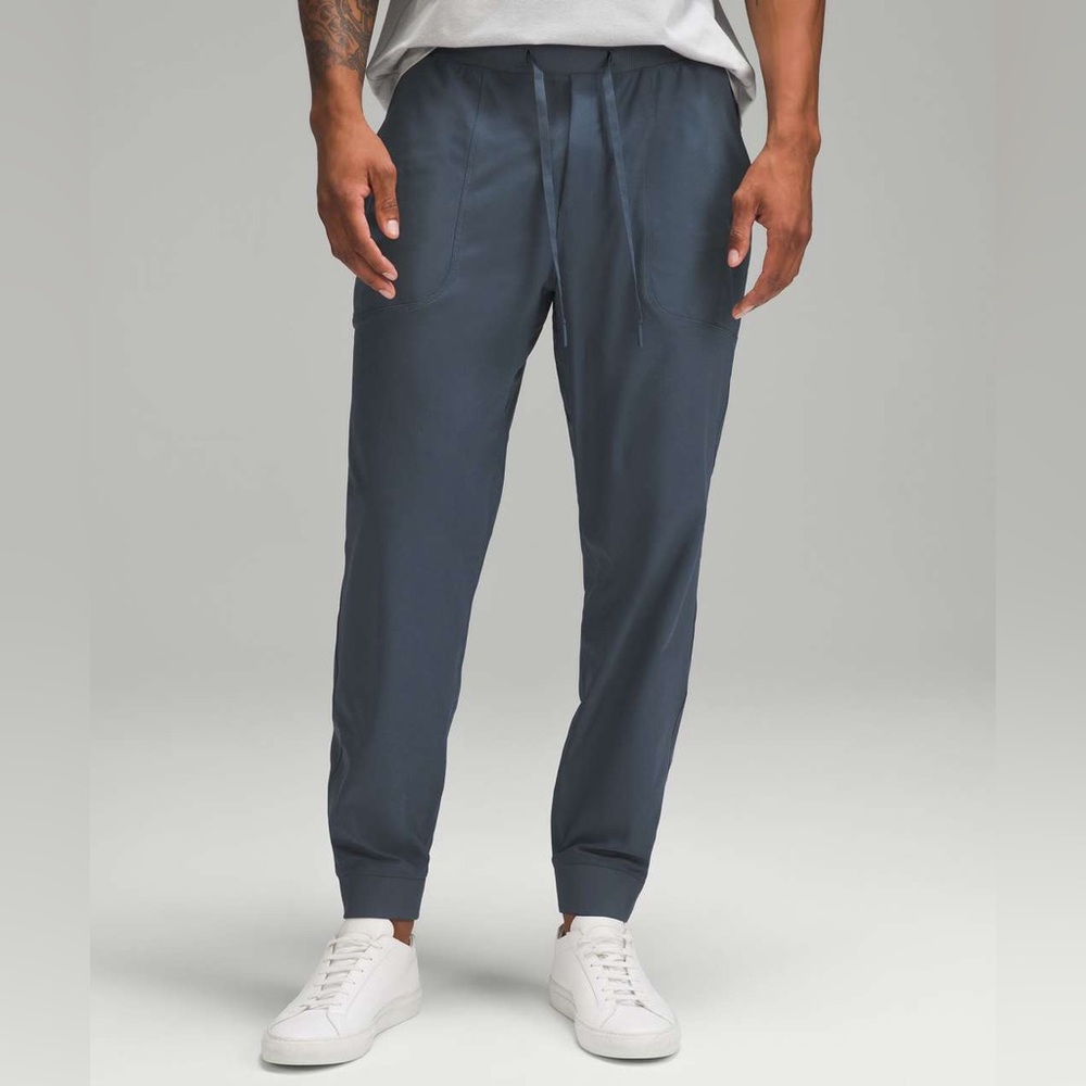 Lululemon Men ABC jogger regular in iron blue size small